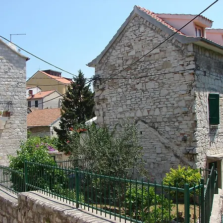 Franicevic Apartament *