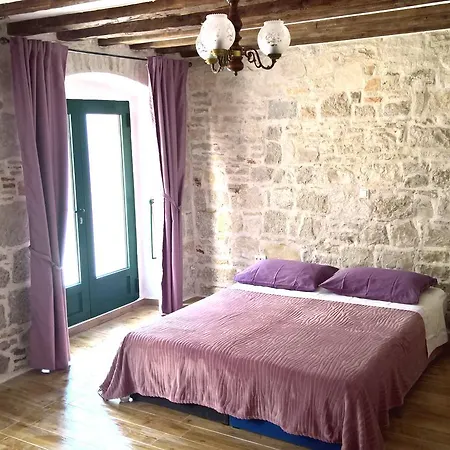 Apartament Franicevic *